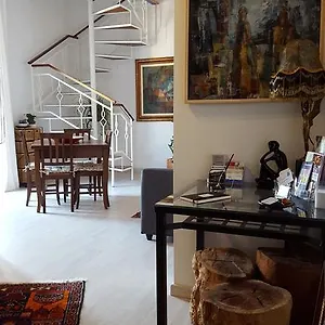 https://la-casa-di-beatrice.palermohotels.org