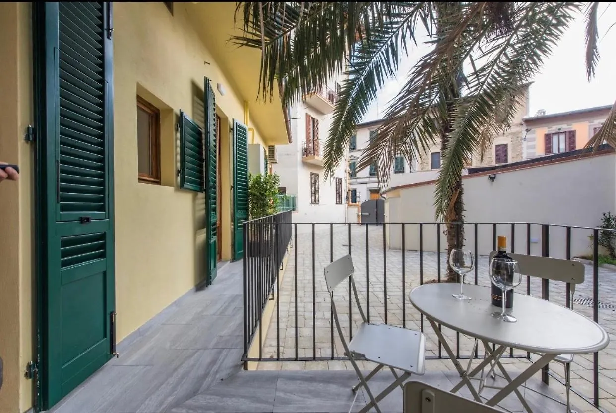 Modern Apartment In Florence