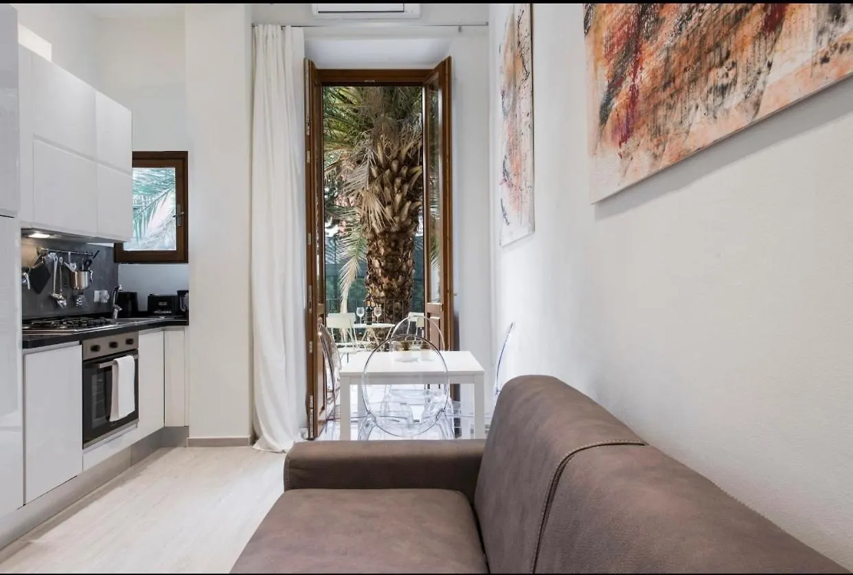 Modern Apartment In Florence